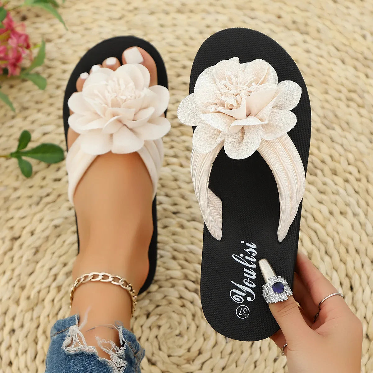 Floral pattern EVA flip-flop beach shoes in beige, red, black and green colour options