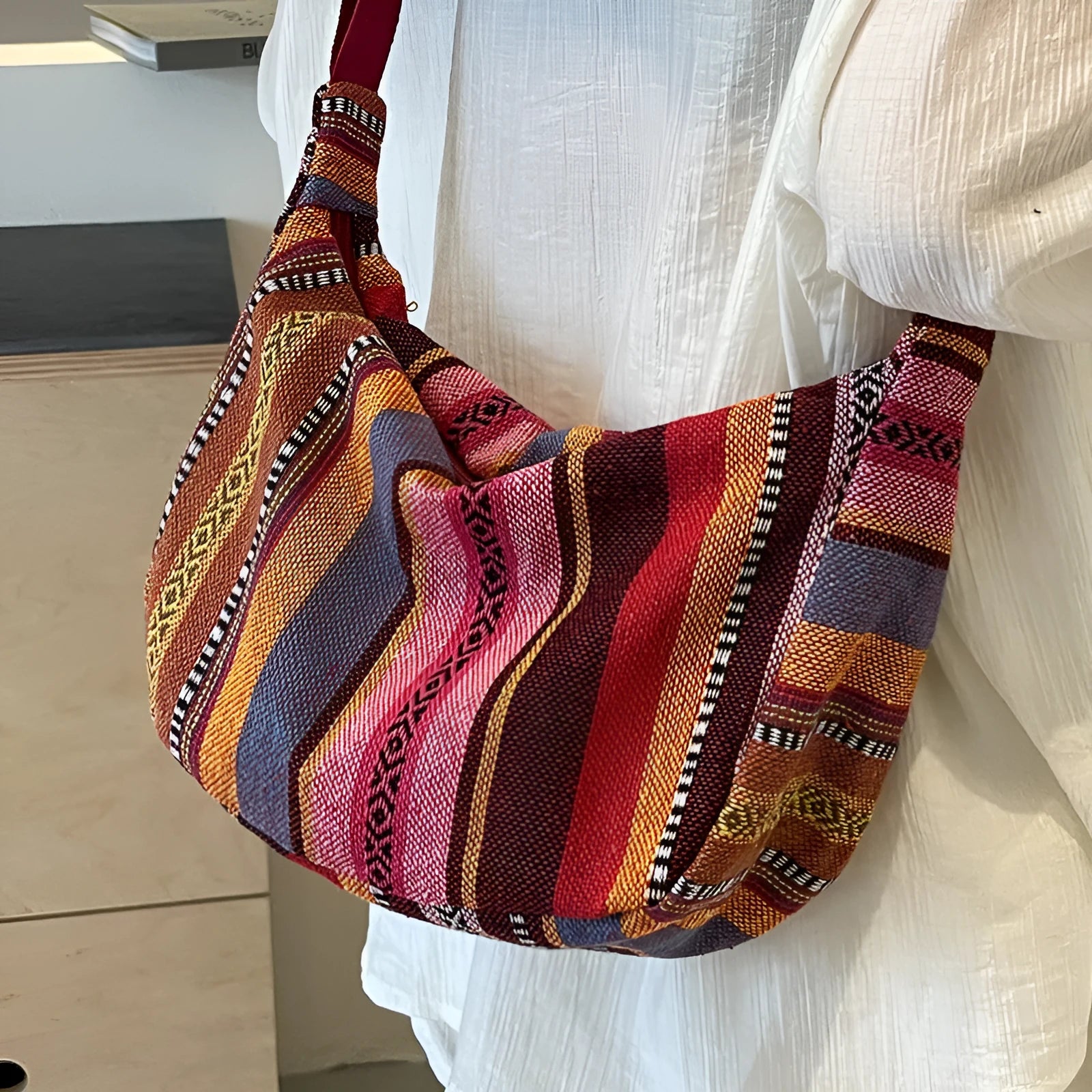 Women's ethnic style dumpling-shaped crossbody bag in canvas material with decorative sewing details
