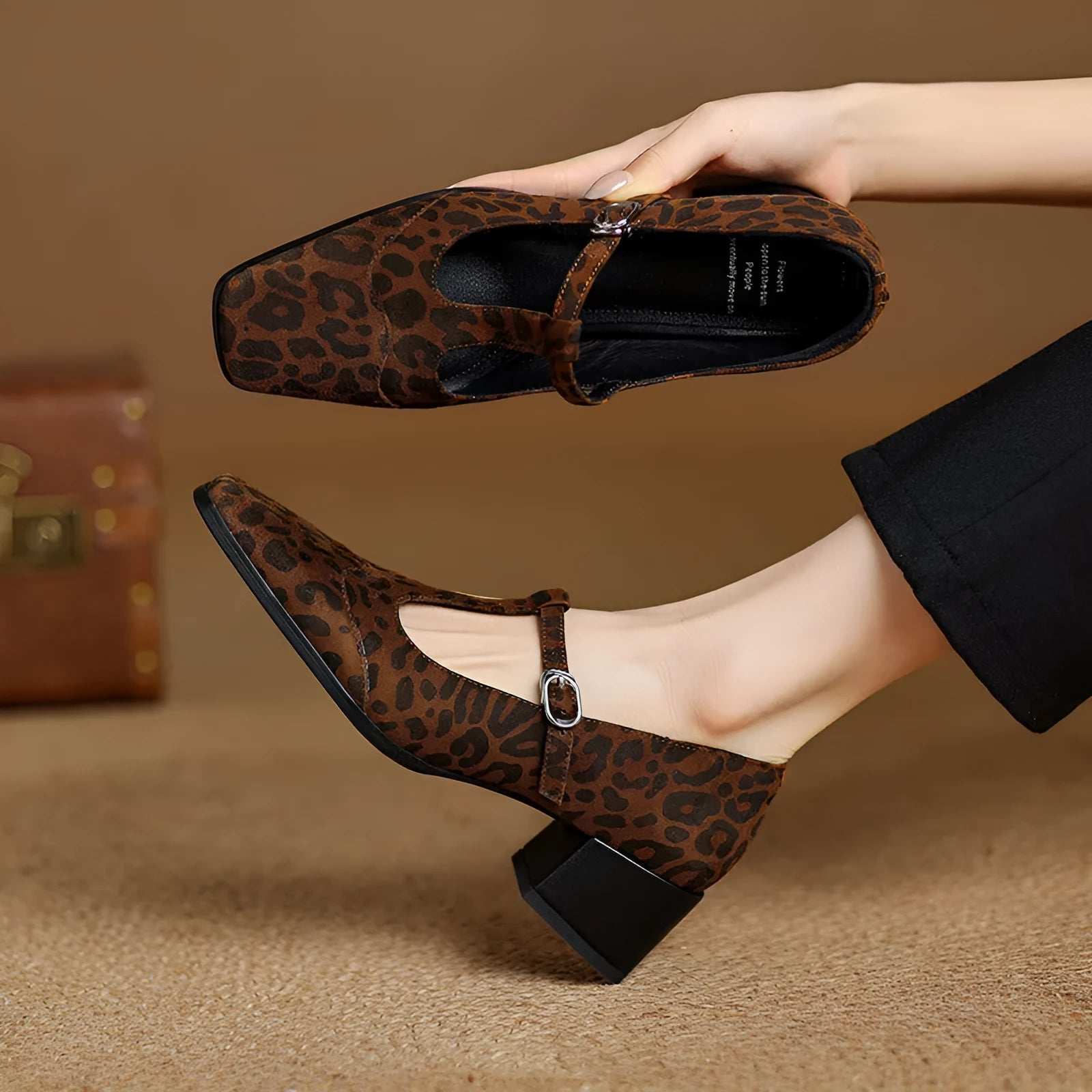 Vintage leopard print square toe sheepskin chunky heel pumps with mid heel 3-5cm