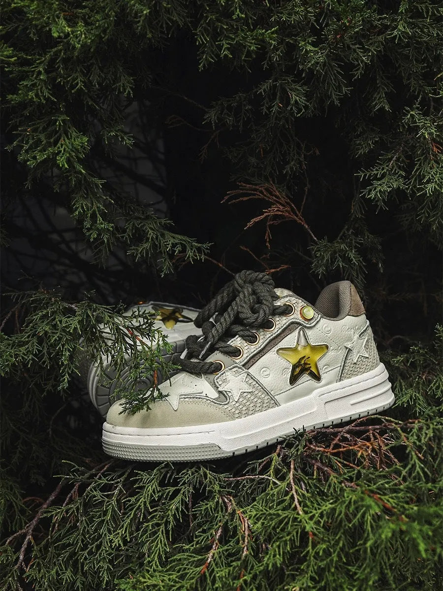 West Lake dragon well tea coloured leather platform running shoes with round toe and English muffin heel