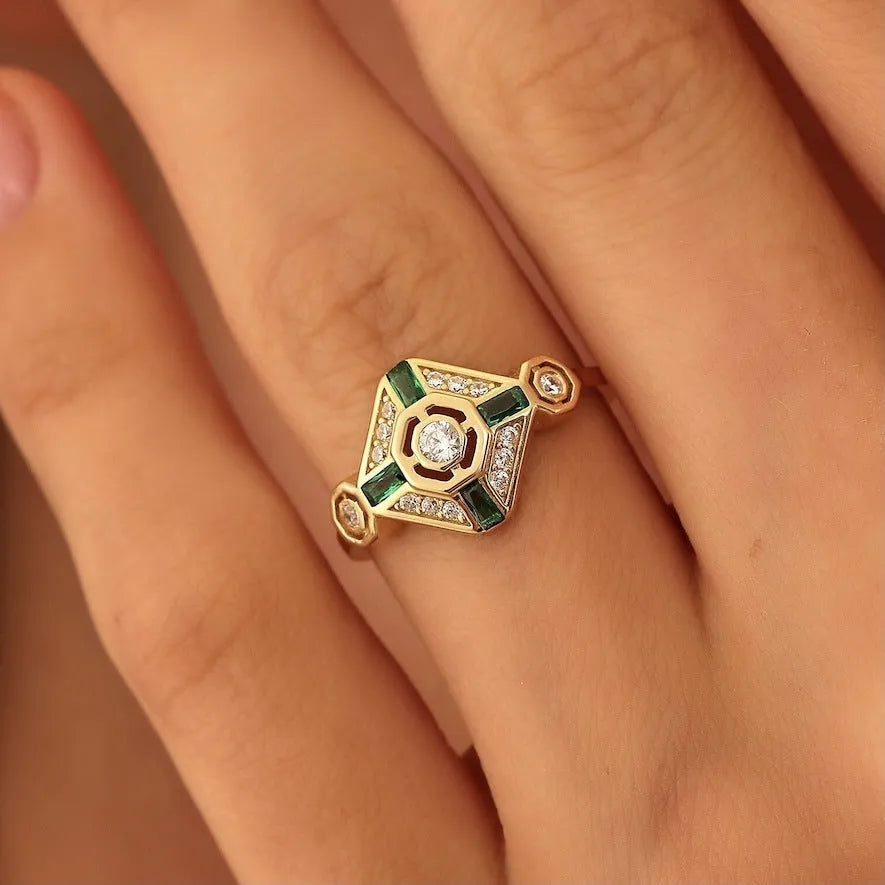 Square geometric ins-style gem ring for women in lvzuan colour, shown on a finger.