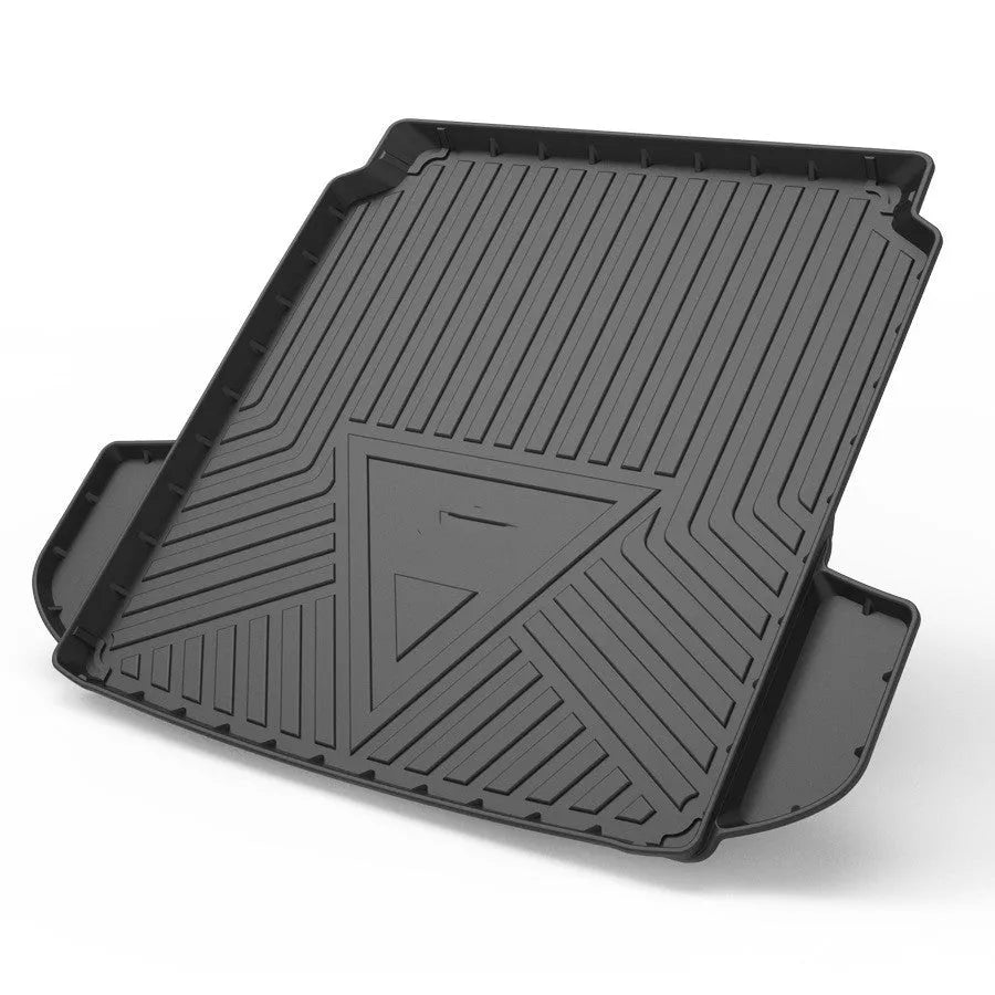 Black carbon fibre pattern car boot liner mat for vehicle cargo protection