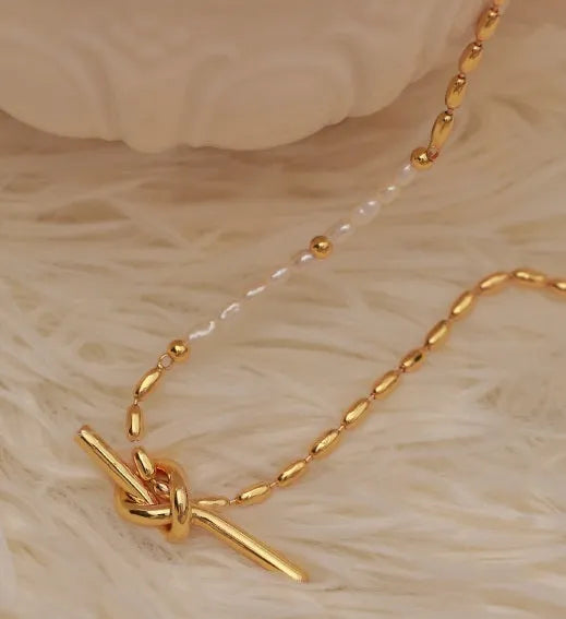 Gold real pearl necklace with copper pendant, bends and hitches design, adjustable 21-50cm chain