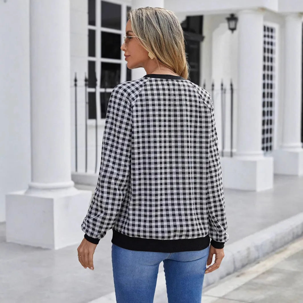 Black Japanese sweet plaid pattern pullover sweater with long sleeves