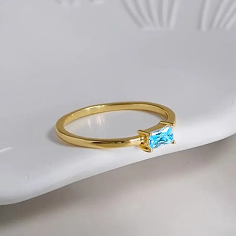 Sapphire blue zircon geometric bracelet ring for women with oval and heart shapes on copper, 1.7 cm size.