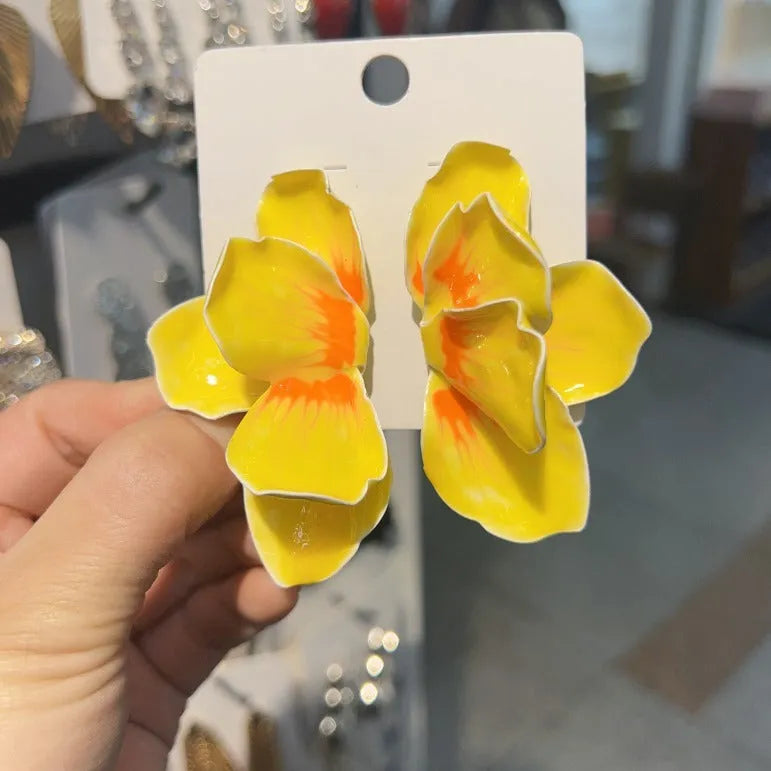 Alloy flower stud earrings with oil-spot glaze finish in pastoral European-American style