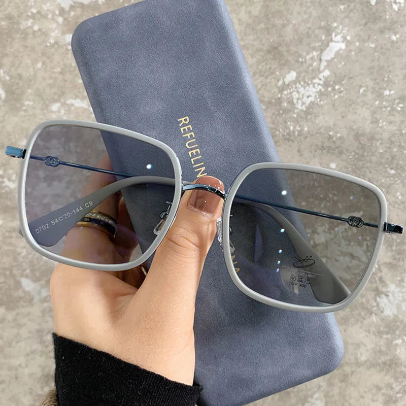 Photochromic large frame myopia glasses in Black Gold Gray colour with anti-blue light lens