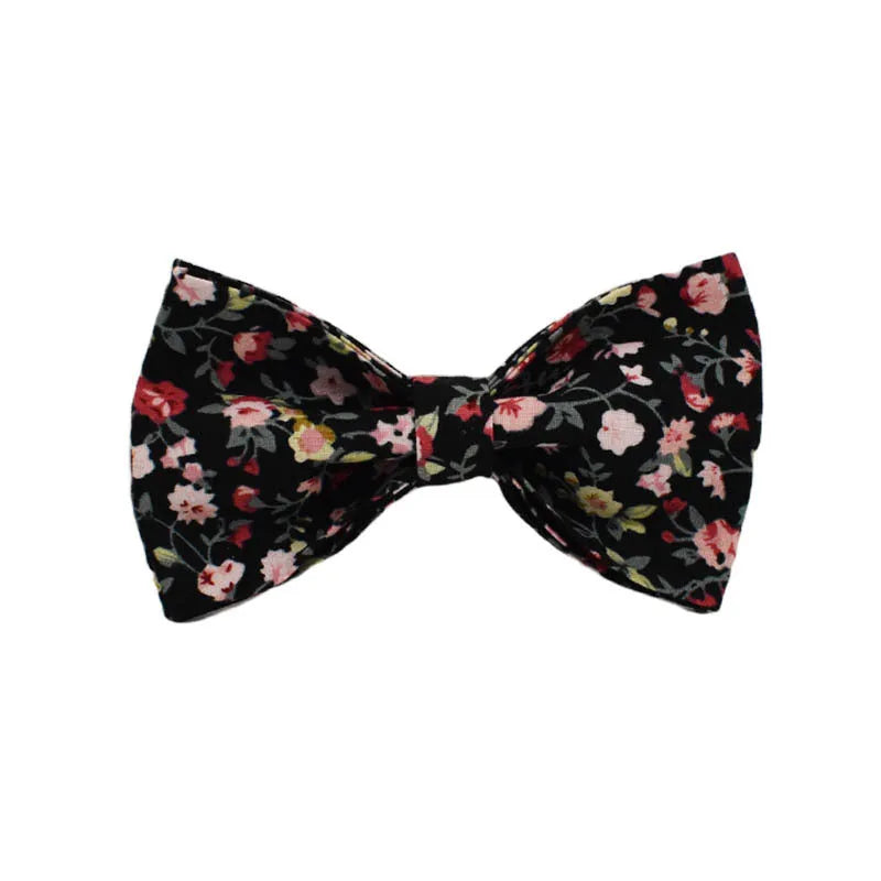 Cloth dog collar set with removable bow, matching leash and vest in four-piece configuration