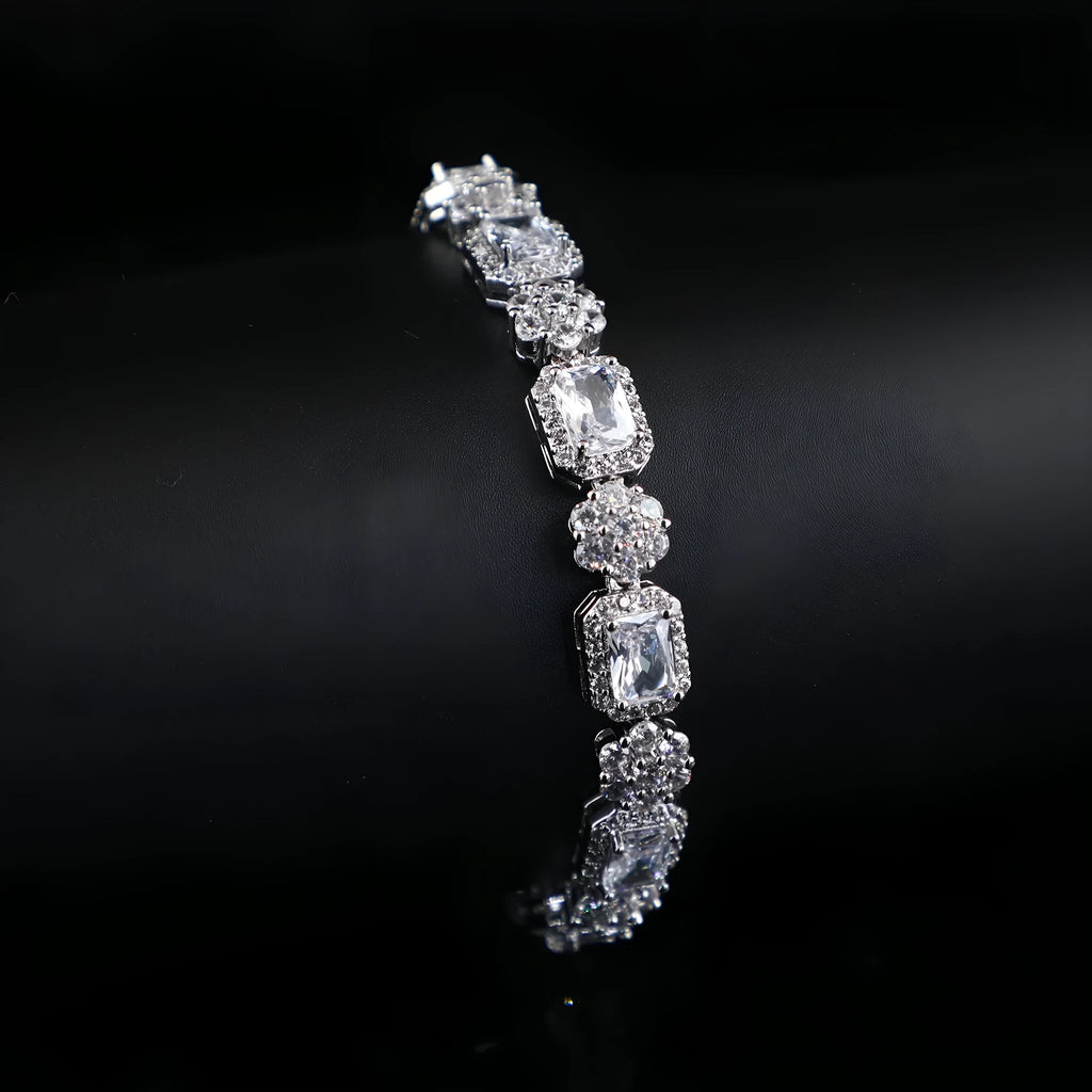 Copper real white gold full zircon claw chain bracelet in silver with flower and geometric quadrilateral design