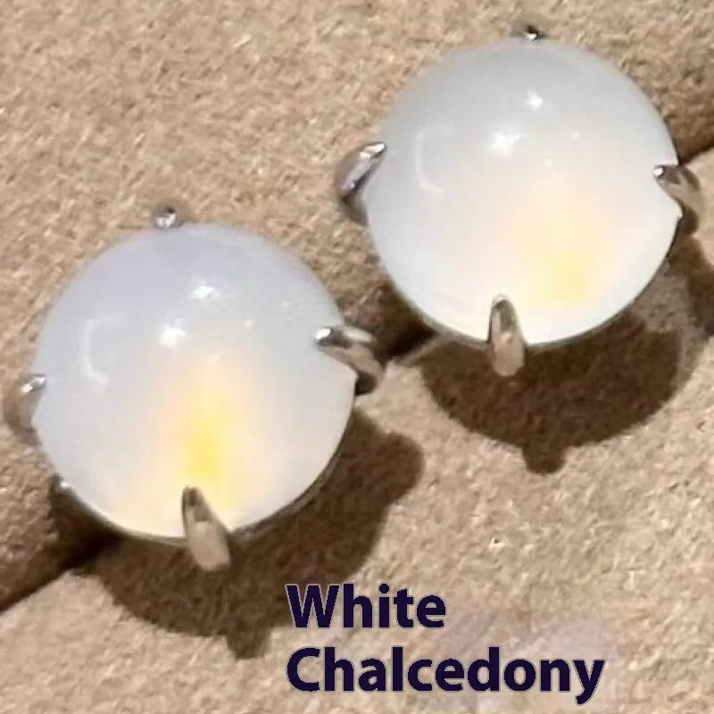 Chinese style retro chalcedony earrings with round egg stones in four claw copper settings