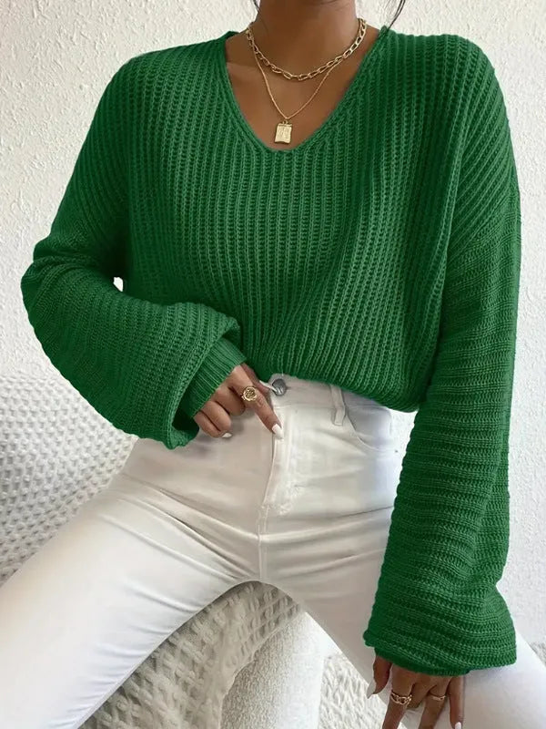 Solid colour long sleeve women's pullover in a casual loose fit
