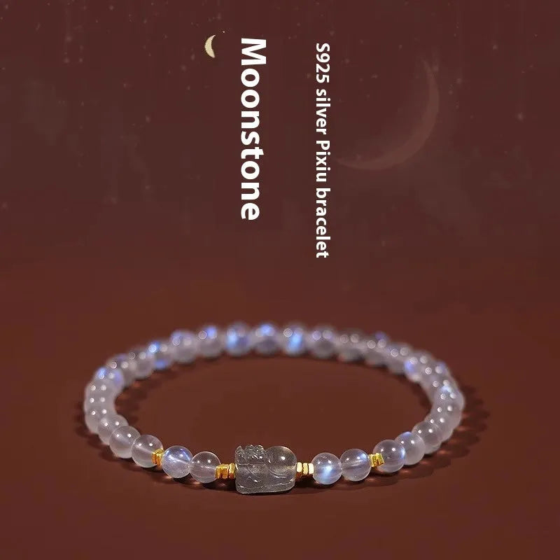 Women's moonstone bracelet with zodiac animal modelling in a national style.