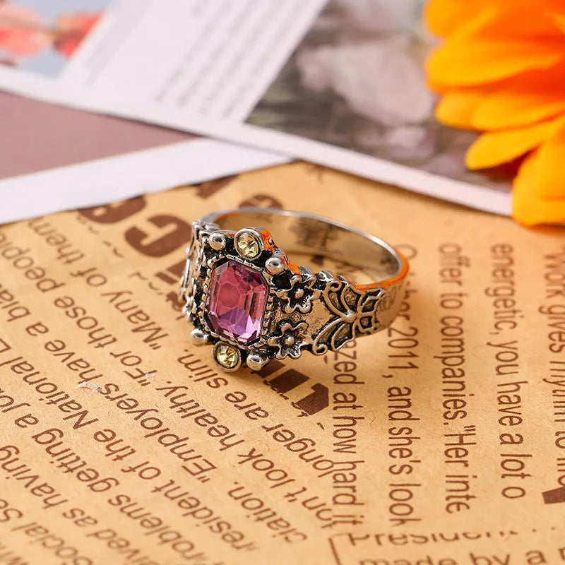 Retro electroplated zinc alloy ring for women ancient white K colour size No 7