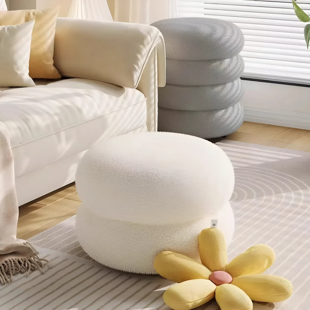 Small round stool with cream-style finish in white colour featuring three layers of lamb high elastic sponge for household use