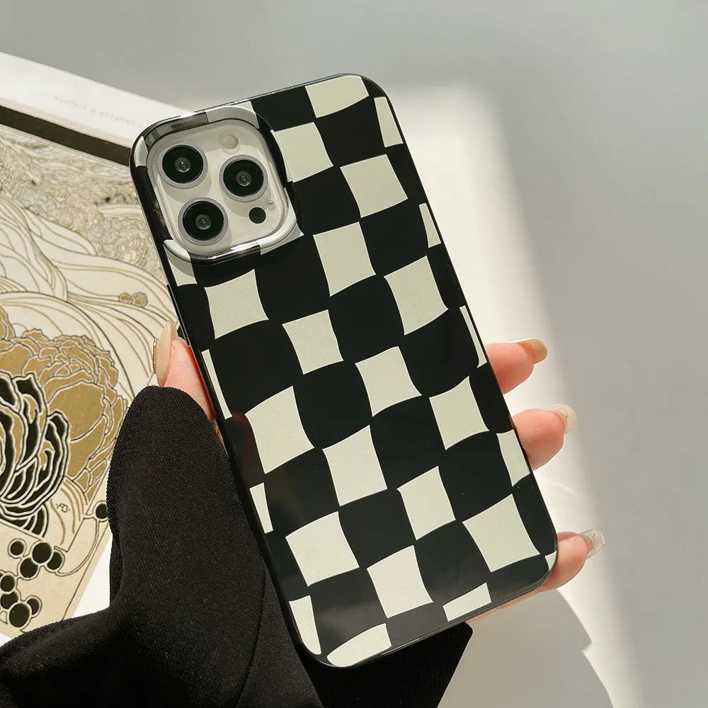 Lattice Case 13 TPU back cover for iPhone in Bright Black Twisted Grid with painted finish