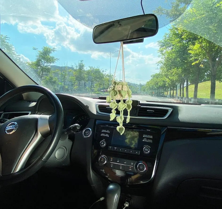 Car rearview mirror pendant in simple style measuring 22 by 7 centimetres