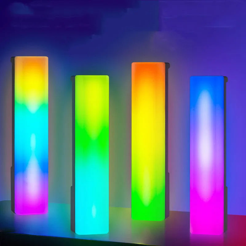 3D RGB voice-activated ambience lamp in black or white shell with USB cable