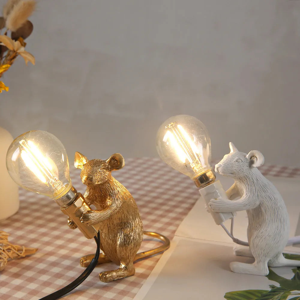 Nordic resin mouse table lamp in white or gold with 4W bulb, US 110V electric night light for home or garden