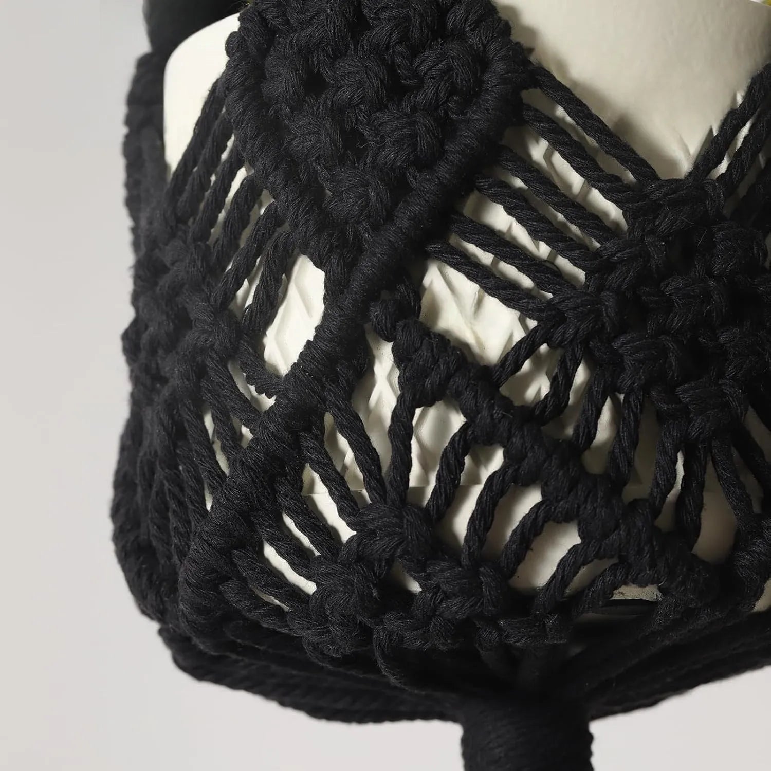 Hand-woven polyester cotton flower pot with net pocket extension cord in brown colour