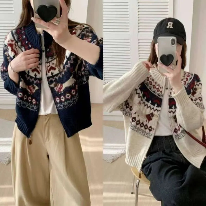 Ethnic style jacquard pullover sweater with 3D pattern in loose fit