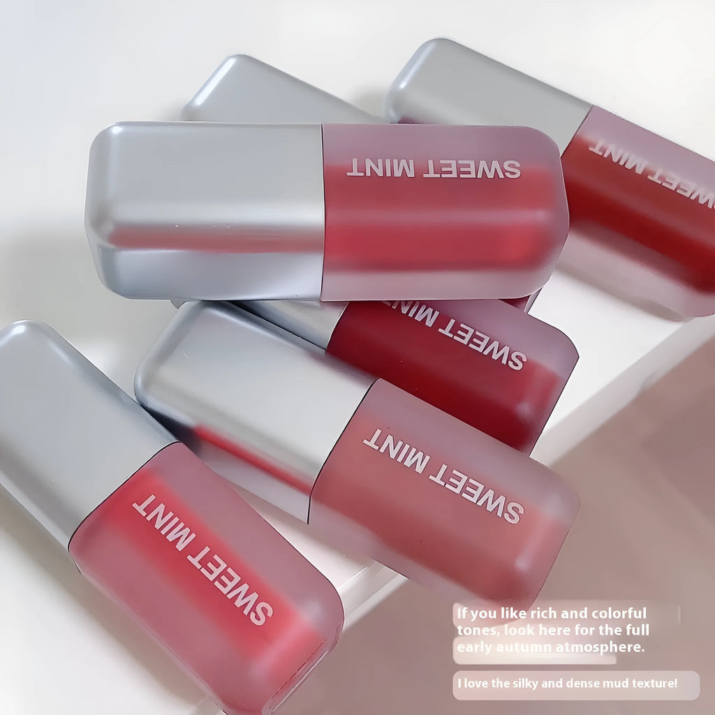 Velvet lip lacquer in matte finish, 3.2g, shade Oat Roasted Chestnut, non-stick formula