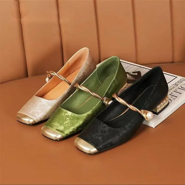 Women's retro low-top sequin platform shoes in beige with Velcro closure