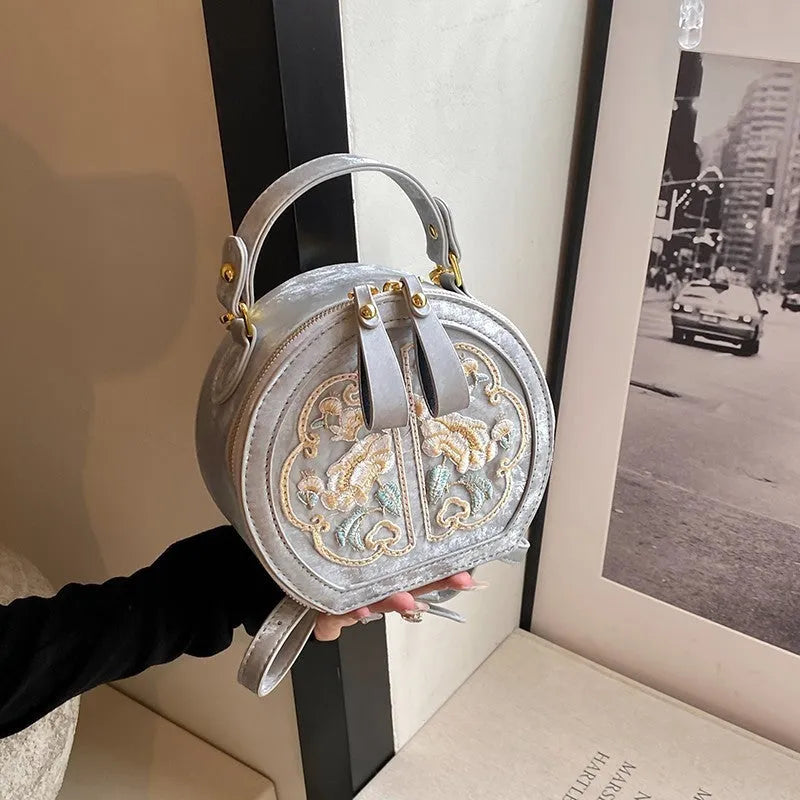 Chinese embroidery soft PU leather messenger bag with adjustable strap in horizontal square shape