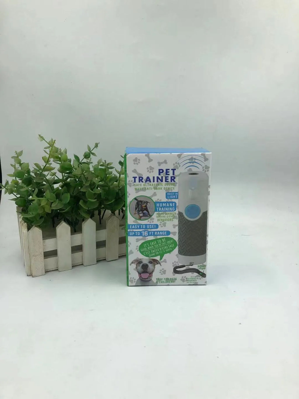 White handheld ultrasonic dog bark stop trainer for pet behaviour control