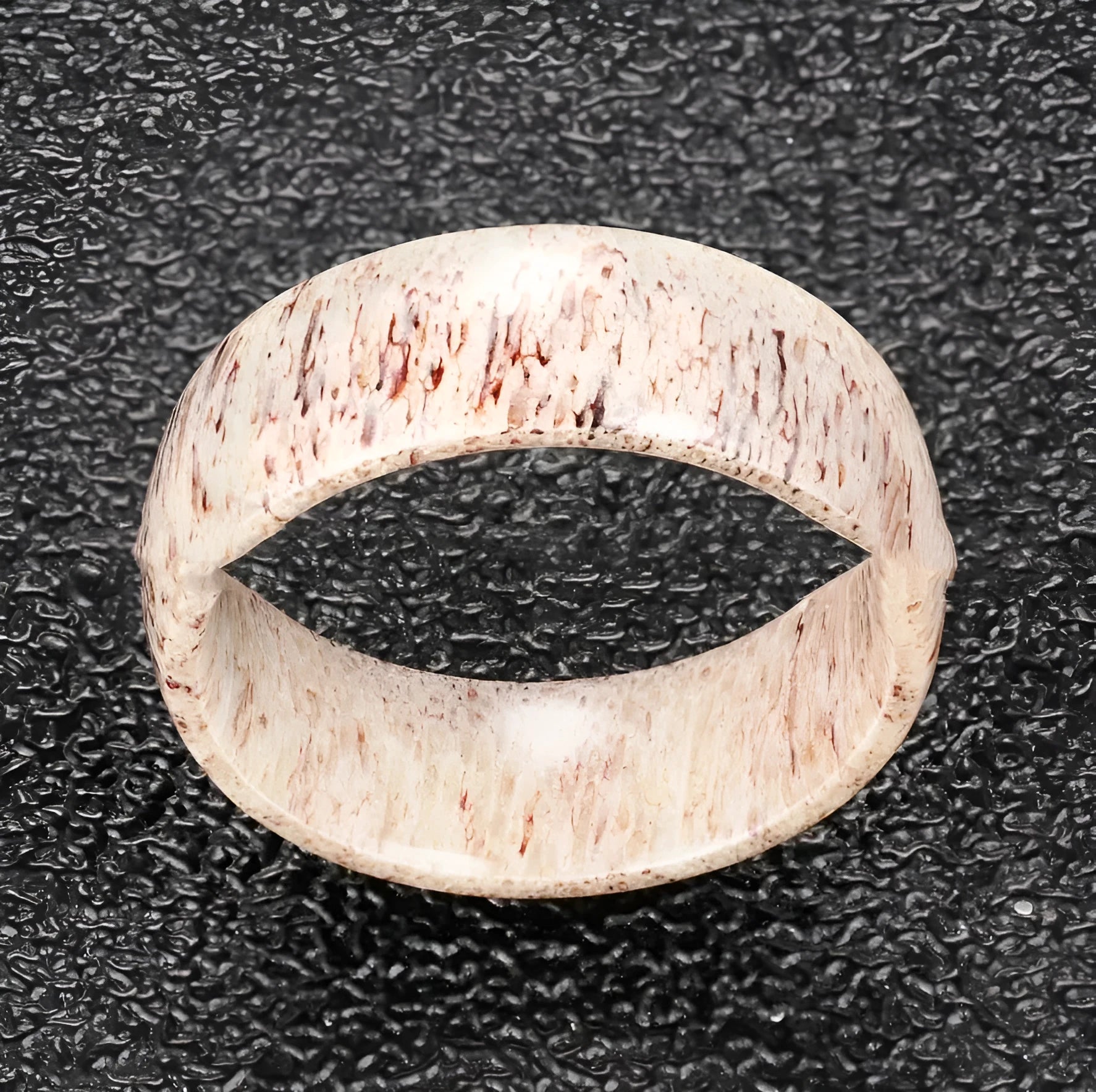 8mm natural deerhorn antler ring in deerhorn colour, unisex retro style with electroplated finish