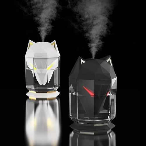 War Wolf black and white ultrasonic humidifier with colourful LED lights and USB cable
