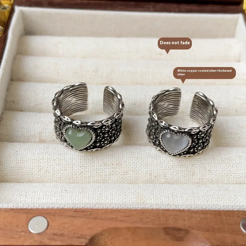 Retro wide-faced heart-shaped adjustable ring in white or green colour