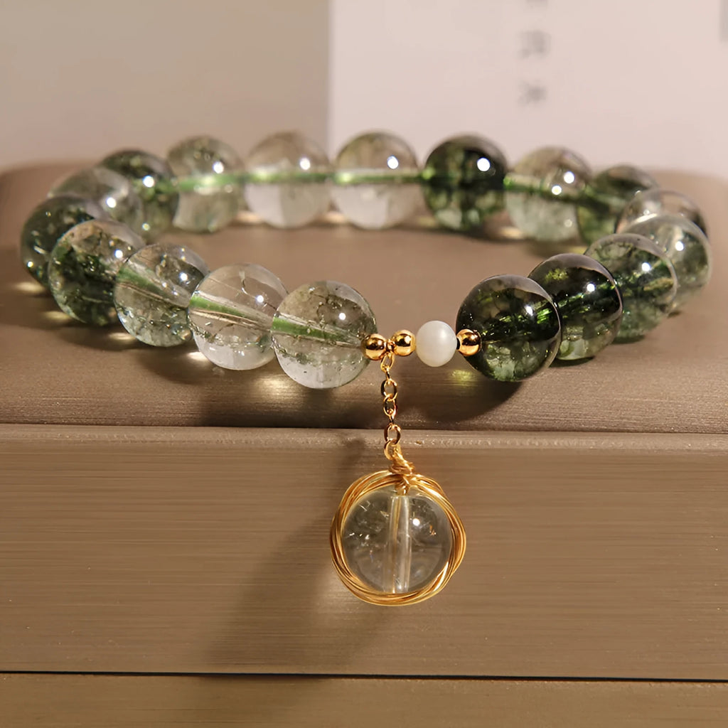 Women's green phantom quartz and chorite crystal bracelet in Japanese Korean style