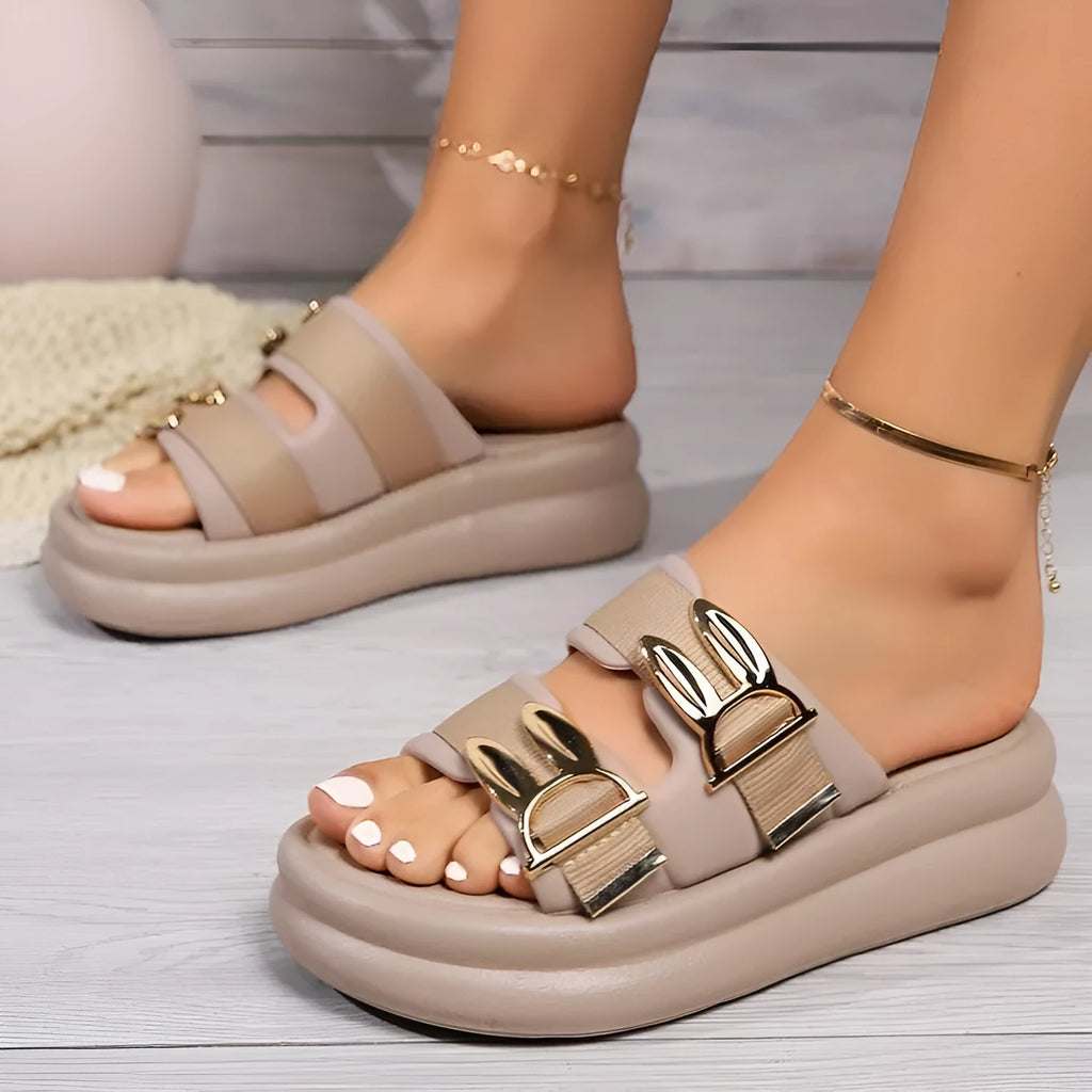 Women's thick-bottom slippers in apricot, black and off-white with suede uppers and rubber soles