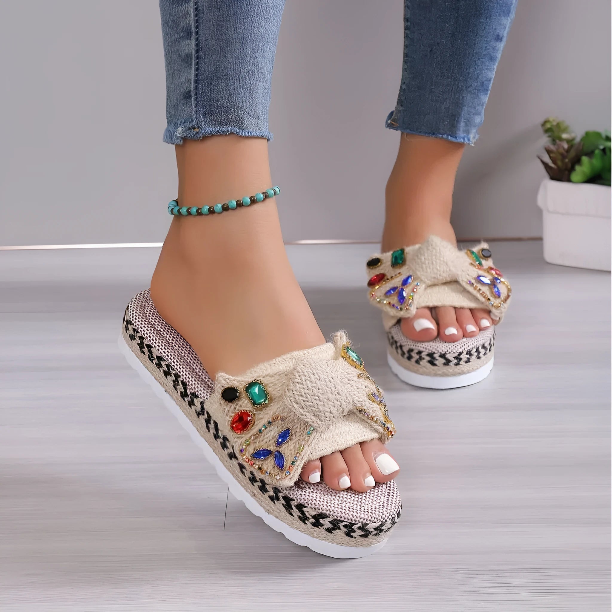 Creamy-white women's cloth platform sandals with a beach bow and round toe holder.