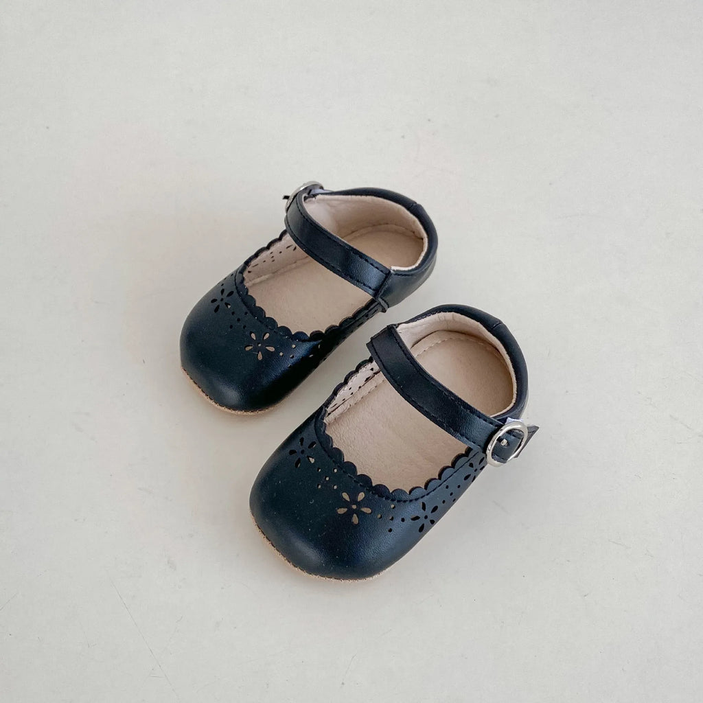 Soft sole pet shoes in red pink black or milky white with artificial PU upper and rubber sole, sizes S M L