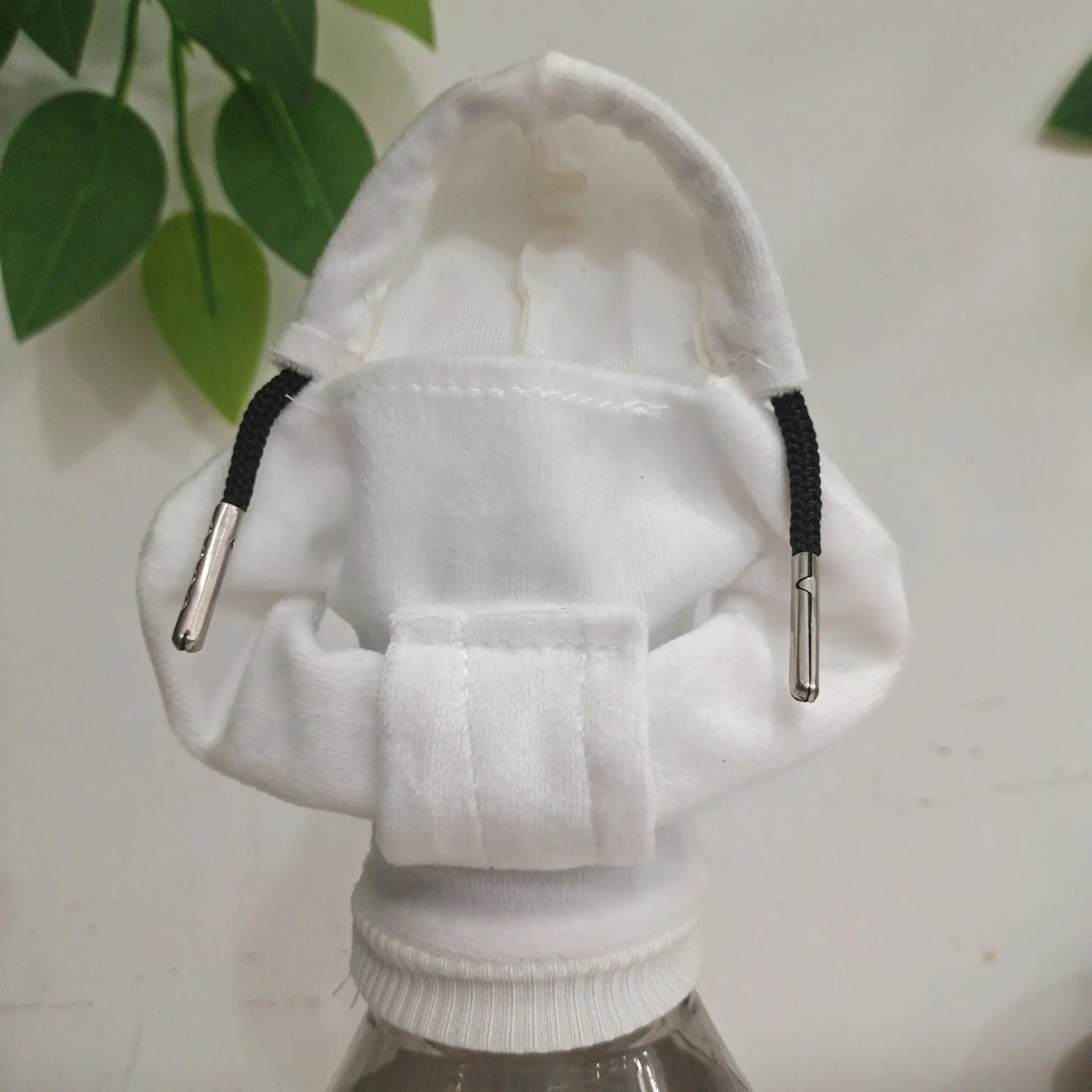 Pure cotton car gear lever decoration in assorted colours on a gear stick.