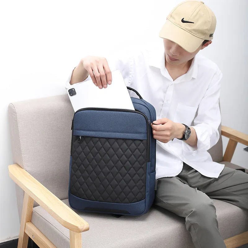 Men's leisure travel backpack in Oxford cloth with curved shoulder straps and diamond mesh back panel