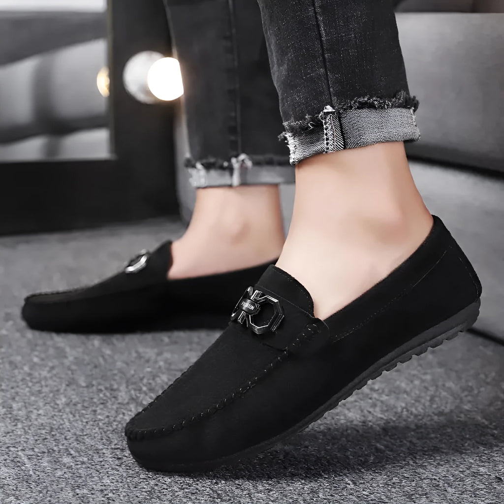 Men's black and grey suede casual shoes with rubber soles for summer.