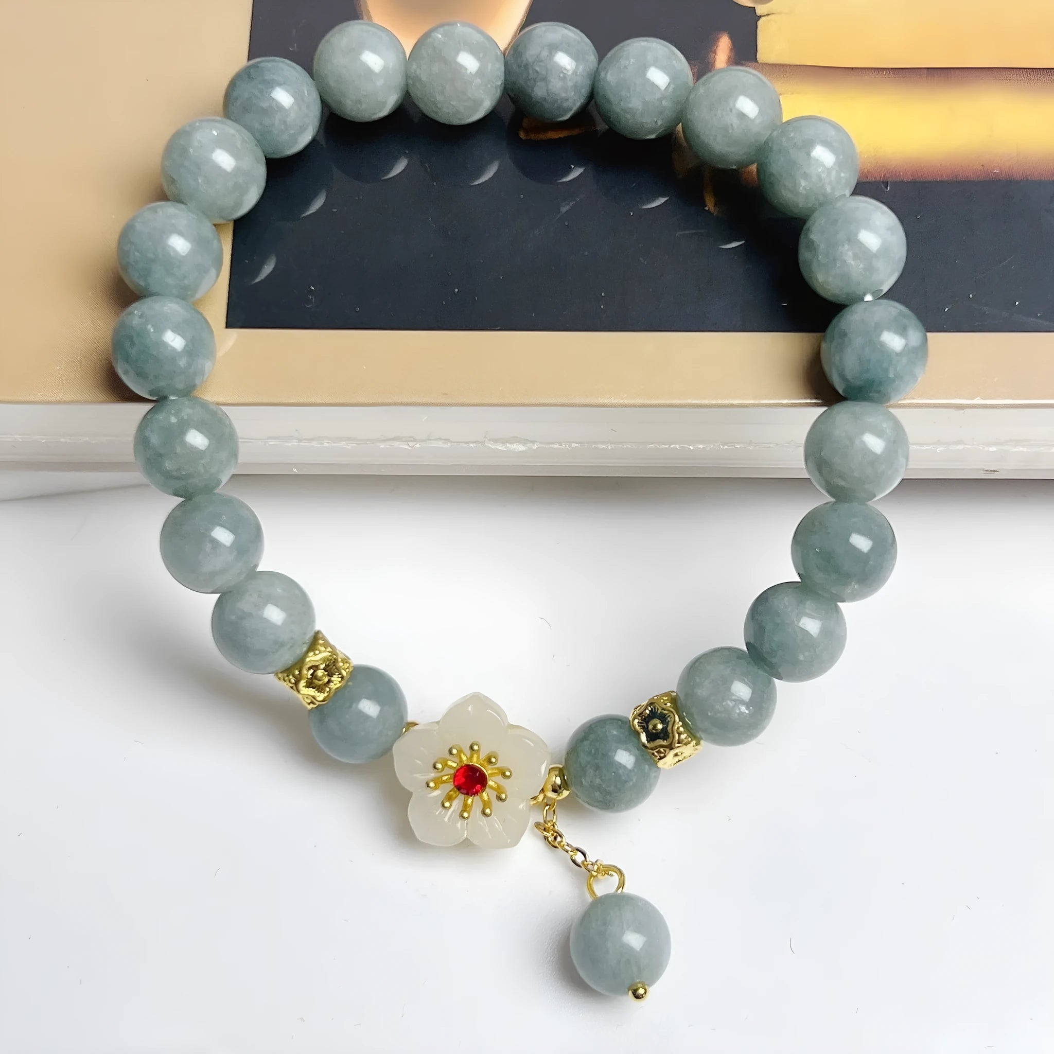 Women's adjustable jade rope bracelet with retro style and manual processing