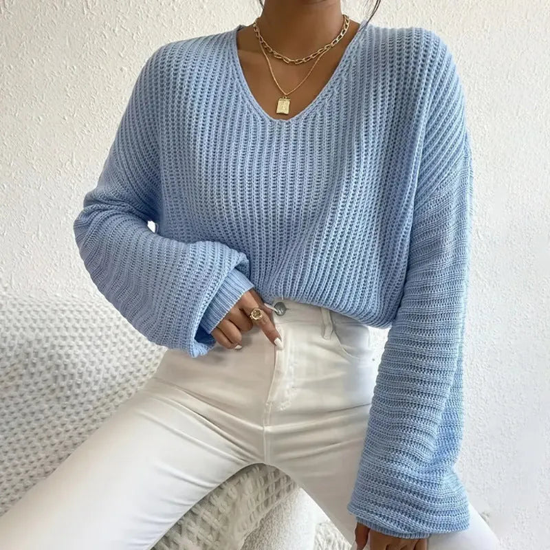 Solid colour long sleeve women's pullover in a casual loose fit