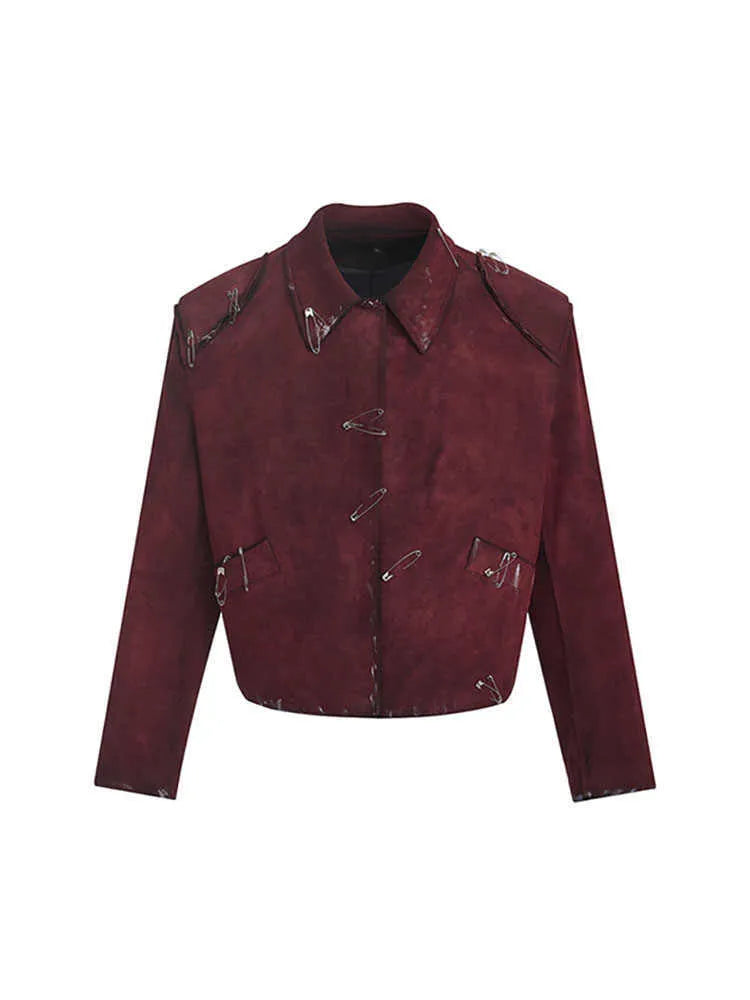 Men's red thick quilted jacket with decorative pin flocking and lapel collar in loose fit style