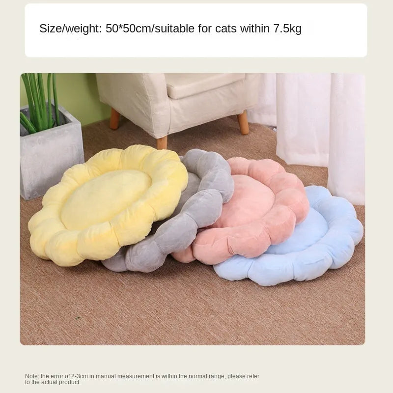 50x50cm half-surrounded pet bed in plush fabric showing blue colour option