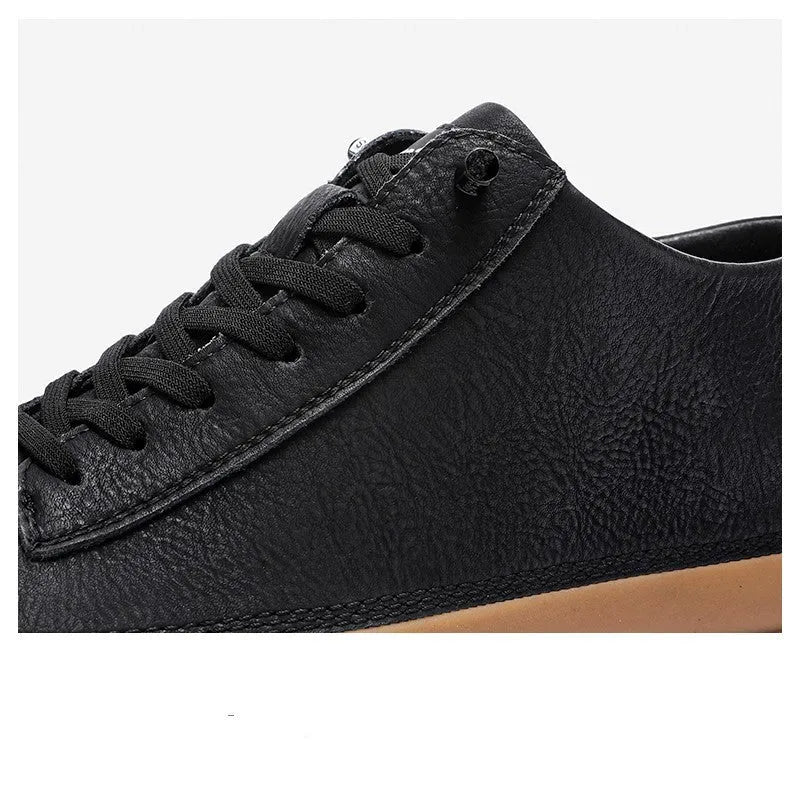 Men's black leather casual lace-up shoes with a round toe and flat rubber sole