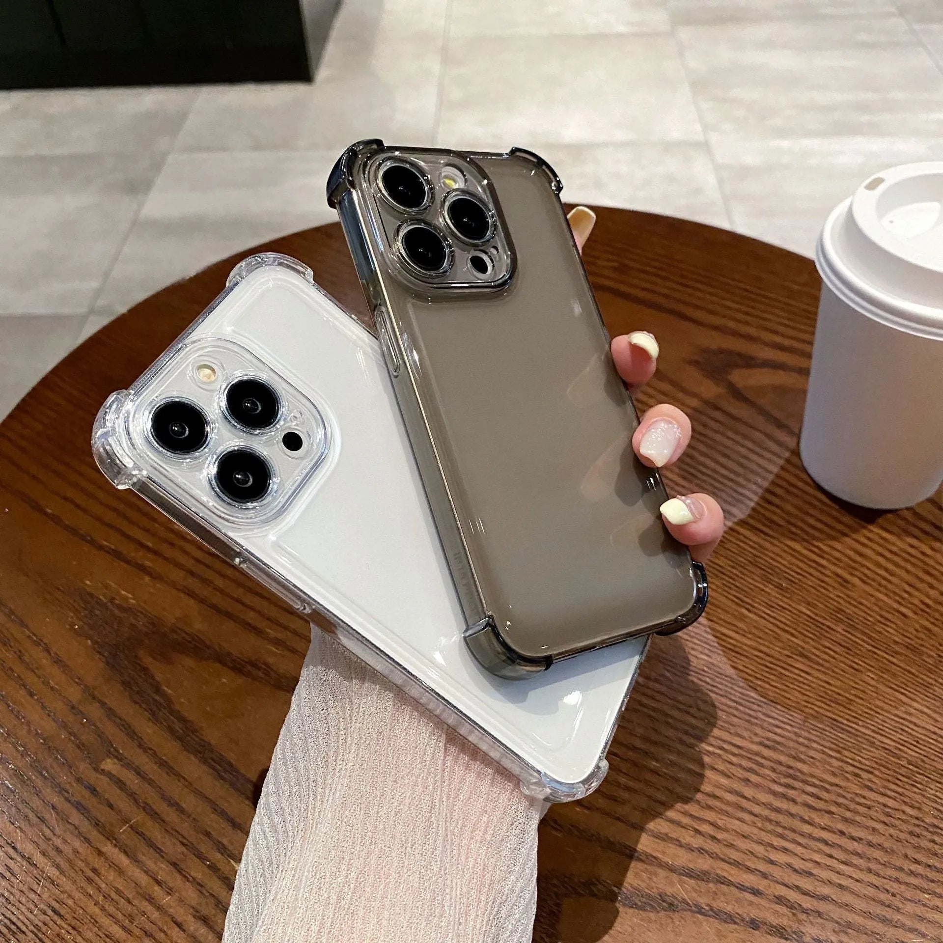 Transparent TPU mobile phone case with four-corner drop-resistant airbag for Apple iPhone