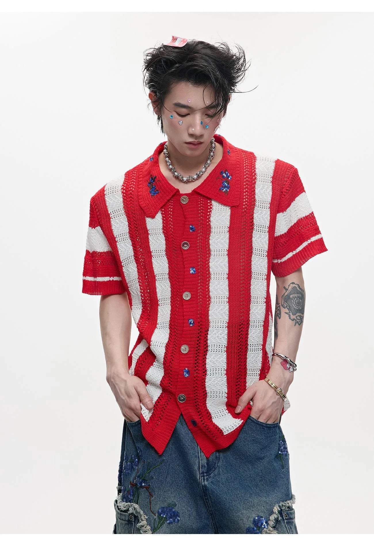 Men's black and red patchwork striped knitted short sleeved shirt with button front and loose fit