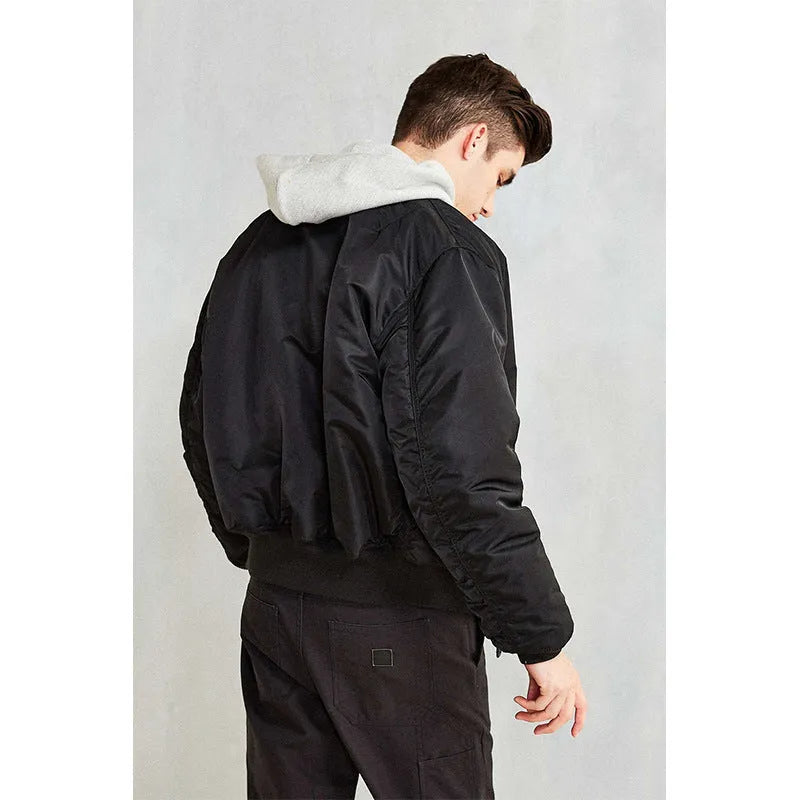 Men's loose-fitting American workwear pilot jacket in army green with cotton padding.