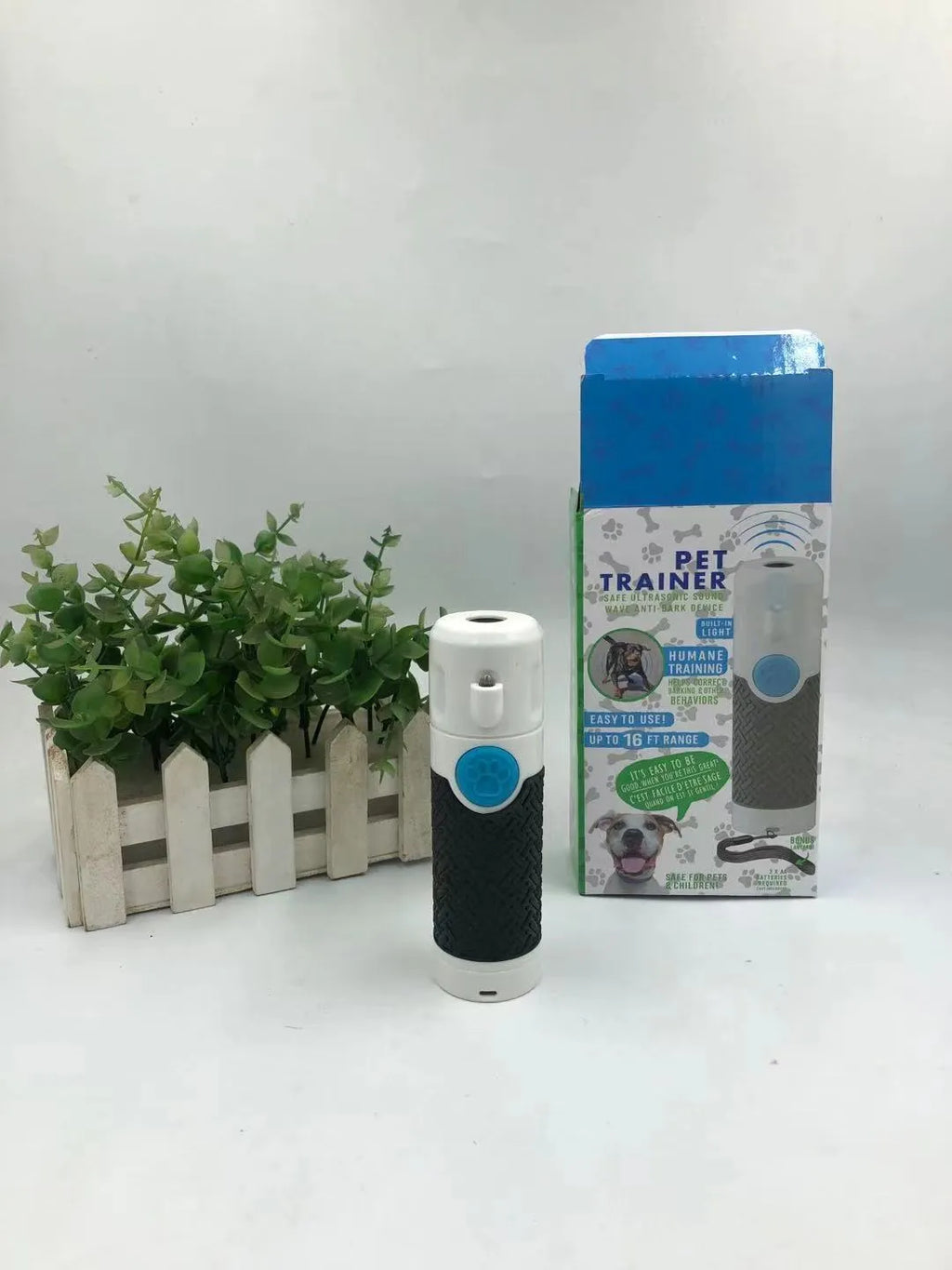 White handheld ultrasonic dog bark stop trainer for pet behaviour control