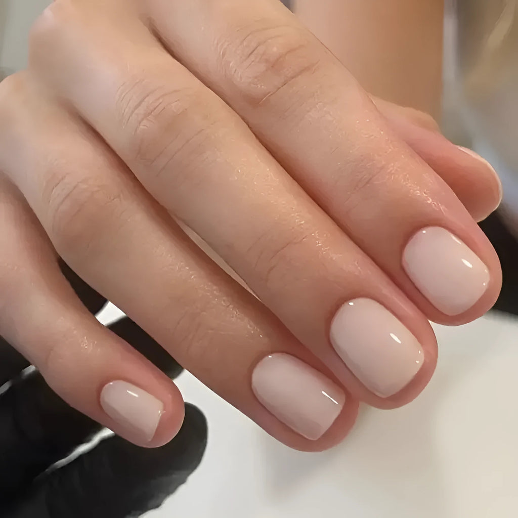 Plastic false nail art set in solid colour MY119 for ladies' cute style manicure.