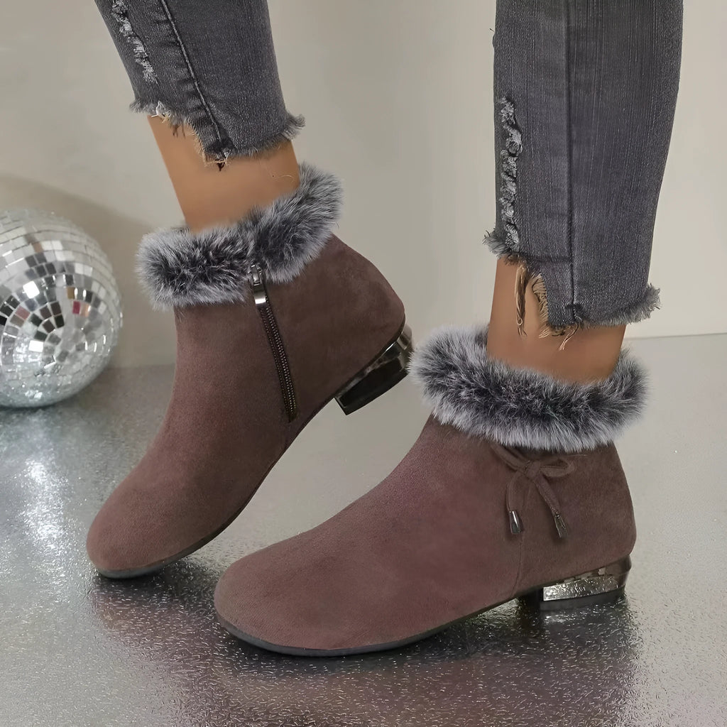 Women's fleece lined round toe short boots in black, side zipper, low heel, solid colour
