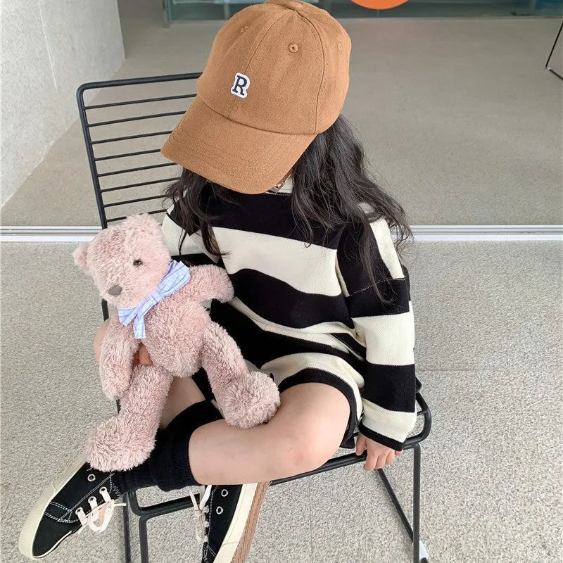 Children's striped fleece and shorts two-piece set in black stripes, polyester, long sleeves, spring casual